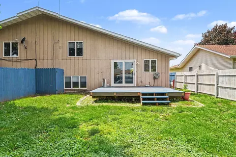 Exterior - 827 N Wiggs St, Griffith, IN 46319 photo 2 of 2