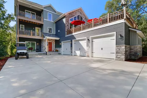 7747 Maple Ave, Gary, IN 46403 photo 3