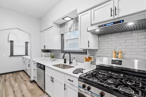 Kitchen - 7331 Jackson Ave, Hammond, IN 46324 photo 5 of 5