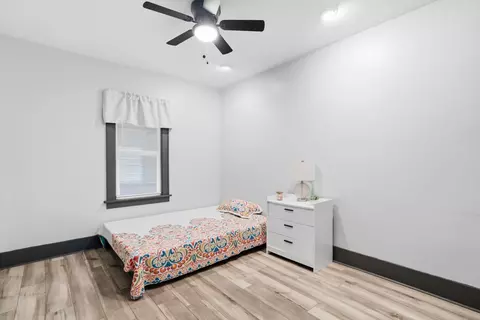 Bedroom - 7331 Jackson Ave, Hammond, IN 46324 photo 4 of 7