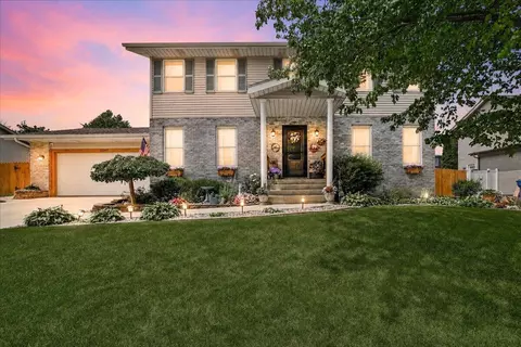 2242 Grand Ave, Schererville, IN 46375