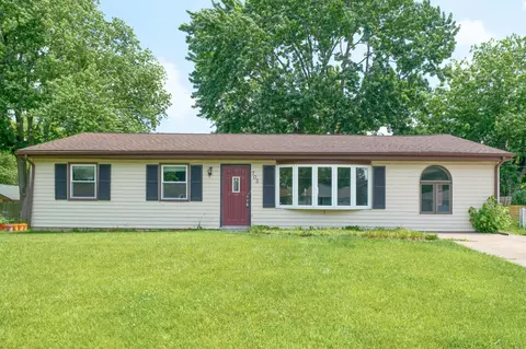 703 Dearborn Rd, Valparaiso, IN 46385