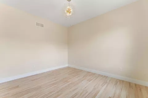 Bedroom - 1758 Summerlin Dr, Chesterton, IN 46304 photo 1 of 7