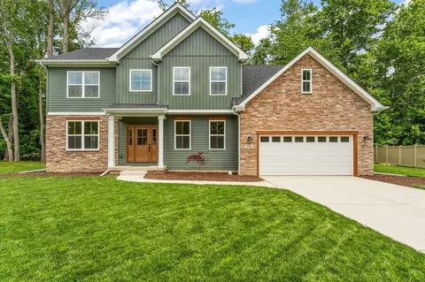 Exterior - 1758 Summerlin Dr, Chesterton, IN 46304 photo 5 of 11