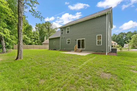Exterior - 1758 Summerlin Dr, Chesterton, IN 46304 photo 8 of 11