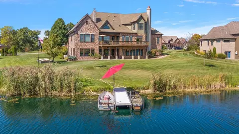 11429 Bell Pl, Crown Point, IN 46307