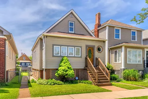 1624 Central Ave, Whiting, IN 46394