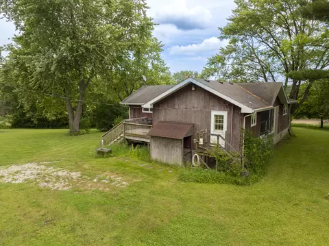 Exterior - 3019 E 129th Ave, Crown Point, IN 46307 photo 5 of 9