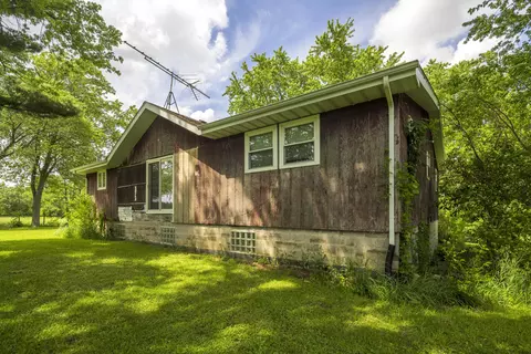 Exterior - 3019 E 129th Ave, Crown Point, IN 46307 photo 8 of 9