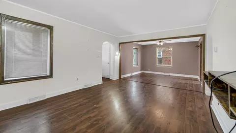 Living - 2131 Stanton Ave, Whiting, IN 46394 photo 3 of 5