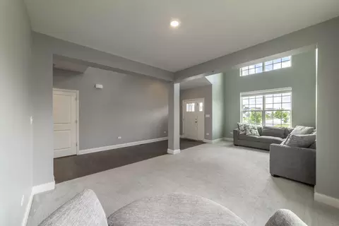 Living - 2080 E 109th Pl, Crown Point, IN 46307 photo 3 of 5
