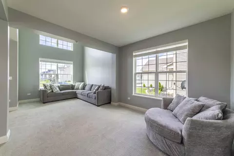 Living - 2080 E 109th Pl, Crown Point, IN 46307 photo 2 of 5
