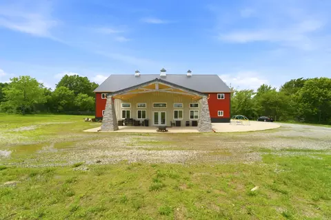 Exterior - 11493 Stateline Rd, Dyer, IN 46311 photo 8 of 11