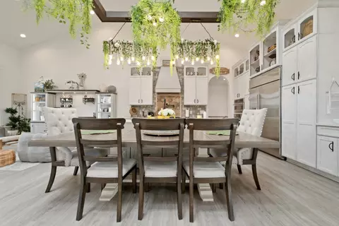 Dining - 11493 Stateline Rd, Dyer, IN 46311 photo 1 of 4