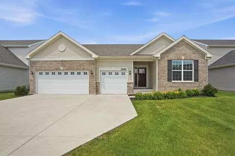2260 E 110th Ln, Crown Point, IN 46307
