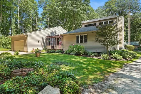 569 N 600, Westville, IN 46391