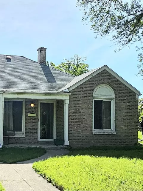 7608 Manor Ave, Munster, IN 46321