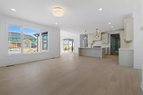 9657 Dunegrass Way, Saint John, IN 46373 photo 9