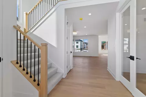 9657 Dunegrass Way, Saint John, IN 46373 photo 3