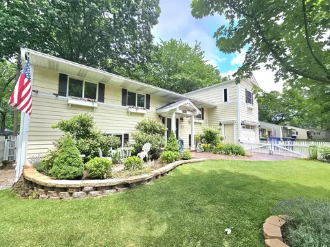 506 Washington Park Blvd, Michigan City, IN 46360