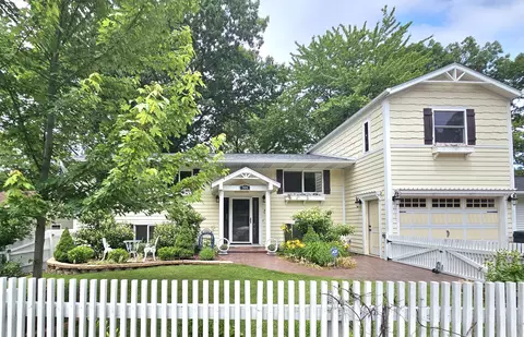 506 Washington Park Blvd, Michigan City, IN 46360