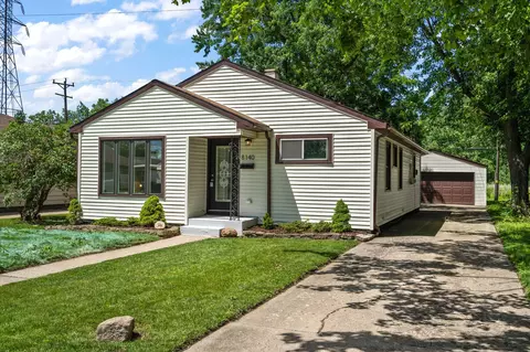8140 Gordon Dr, Highland, IN 46322