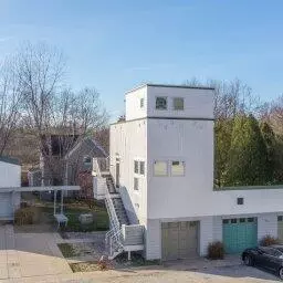 12 Tryon Farm Ln, Michigan City, IN 46360
