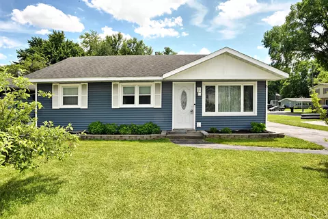 2113 W Porter Ave, Chesterton, IN 46304