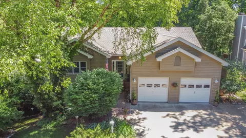 30 Bristol Dr, Michigan City, IN 46360