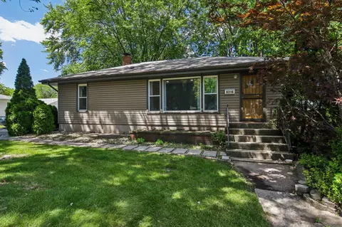 8316 Columbia Ave, Munster, IN 46321