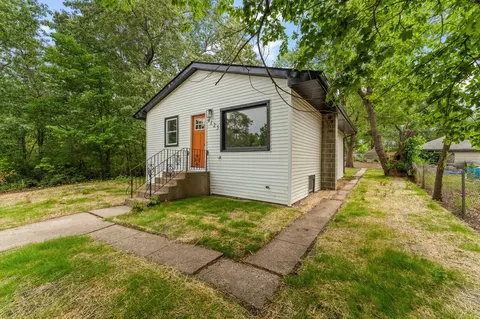 Exterior - 4125 Jackson St, Gary, IN 46408 photo 3 of 4