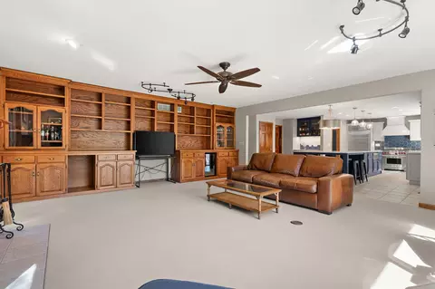 Living - 600 Morningside Dr, Crown Point, IN 46307 photo 2 of 4