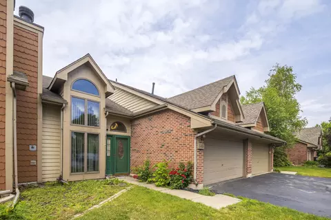 1494 Lake St, Hobart, IN 46342