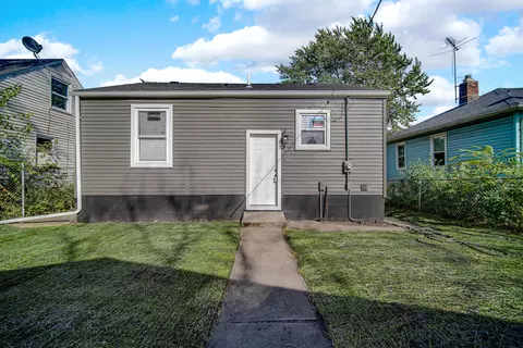 Exterior - 1948 Mckinley St, Gary, IN 46404 photo 4 of 5