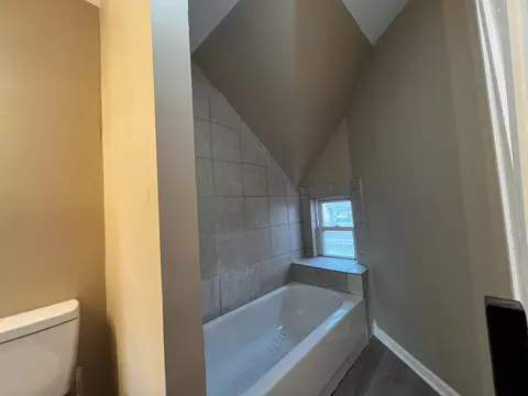 Bath - 351-353 Fillmore St, Gary, IN 46402 photo 3 of 3