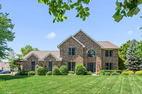 1550 Blue Heron Dr, Valparaiso, IN 46385
