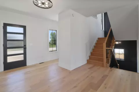 Entry Way - 9601 Sweetspire Ave, Saint John, IN 46373 photo 1 of 11