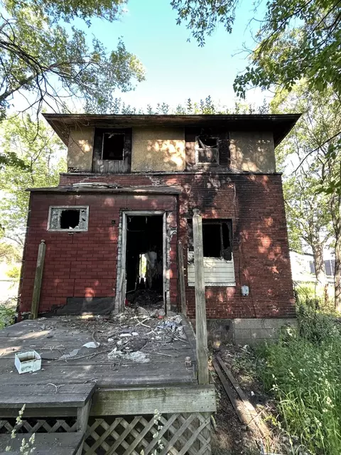 547 Madison St, Gary, IN 46402 photo 3