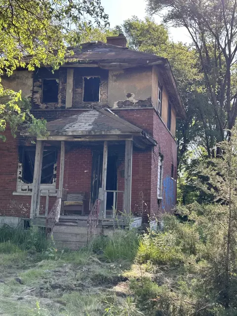 547 Madison St, Gary, IN 46402