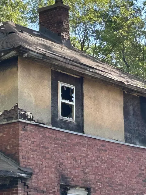 547 Madison St, Gary, IN 46402 photo 5