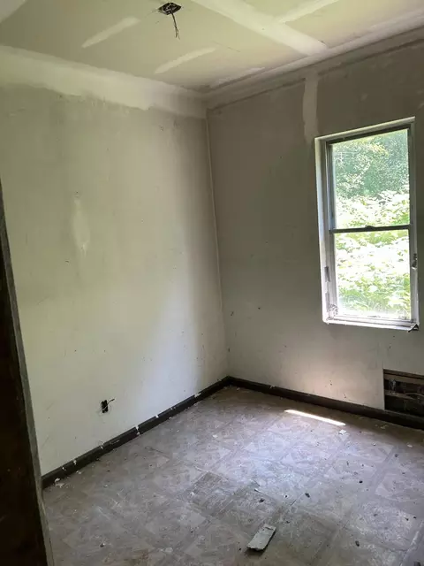 Bedroom - 305 E 41st Ave, Gary, IN 46409 photo 2 of 2