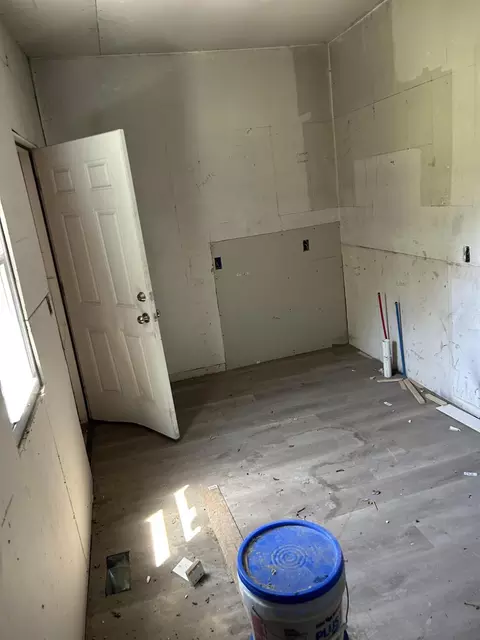 Kitchen - 305 E 41st Ave, Gary, IN 46409 photo 1 of 1