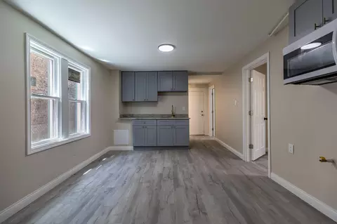 Living - 2604 Schrage Ave, Whiting, IN 46394 photo 3 of 7