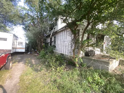 1549 Arthur St, Gary, IN 46404 photo 2