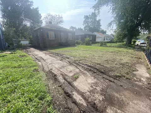 2221 Kentucky St, Gary, IN 46407