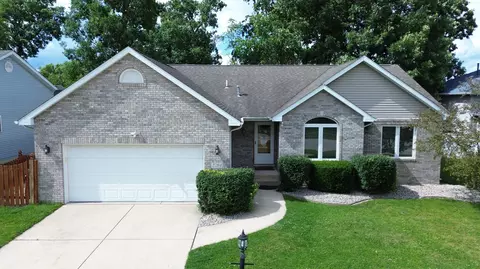 2784 Barberry Dr, Hobart, IN 46342