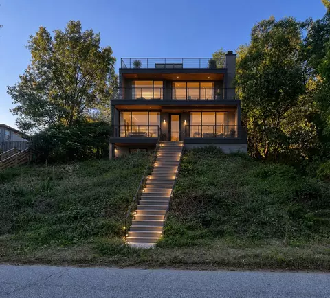 8724 Oak Ave, Gary, IN 46403 photo 3