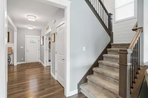 Entry Way - 8605 Manor House Dr, Saint John, IN 46373 photo 1 of 3