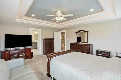 Bedroom - 8605 Manor House Dr, Saint John, IN 46373 photo 2 of 4
