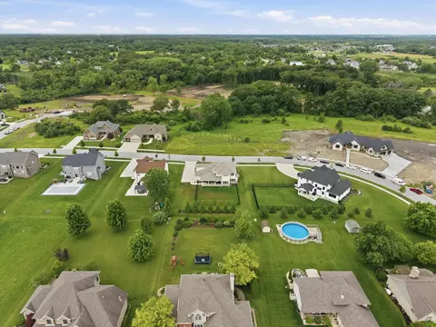 View/Area - 8605 Manor House Dr, Saint John, IN 46373 photo 3 of 4